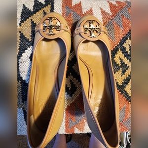 Tory Burch Tan Brown Heel
